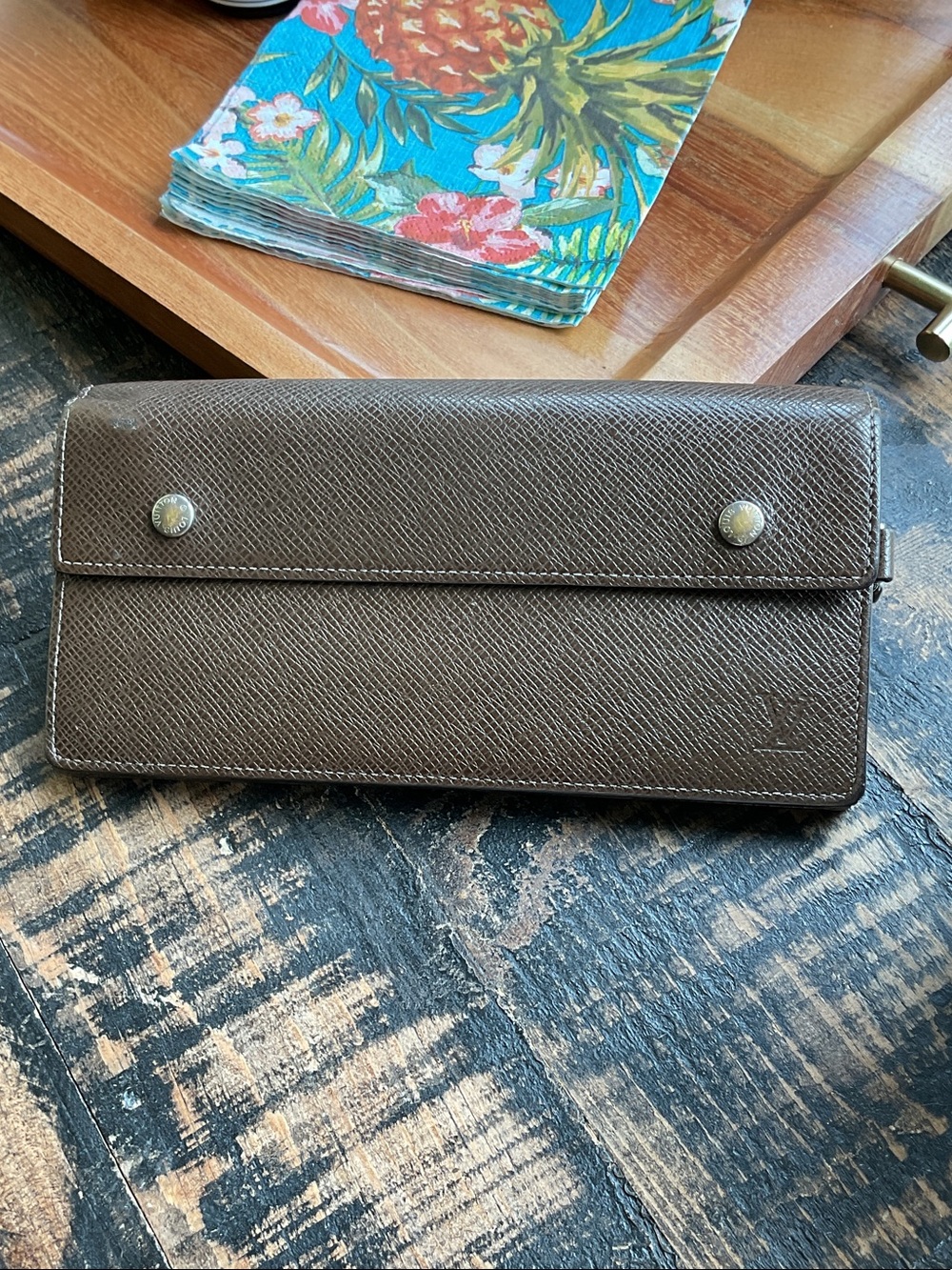 Louis Vuitton brown Taiga leather accordion wallet